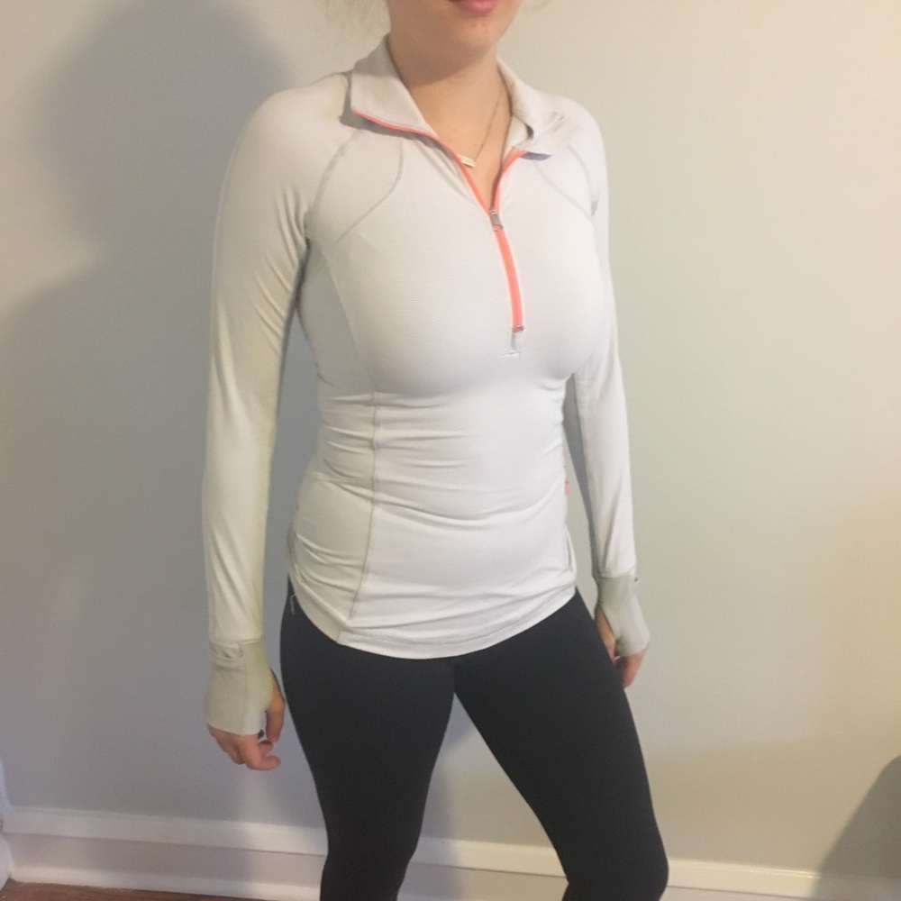 LULULEMON workout jacket - Picture 3 of 5